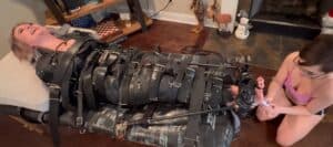 The Tickle Table – Jade vs Trinity